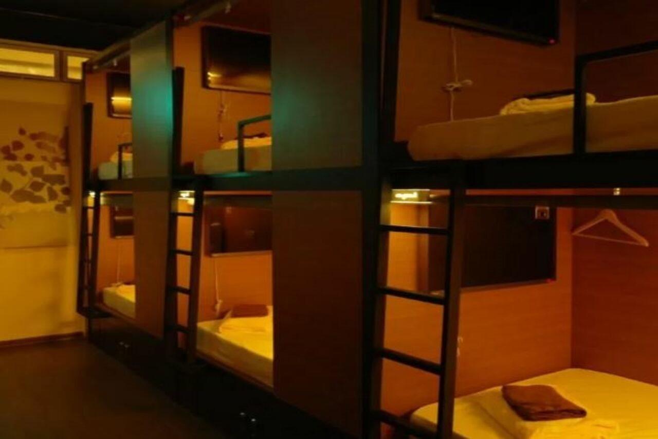 Chic Capsule Otel Сингапур Екстериор снимка