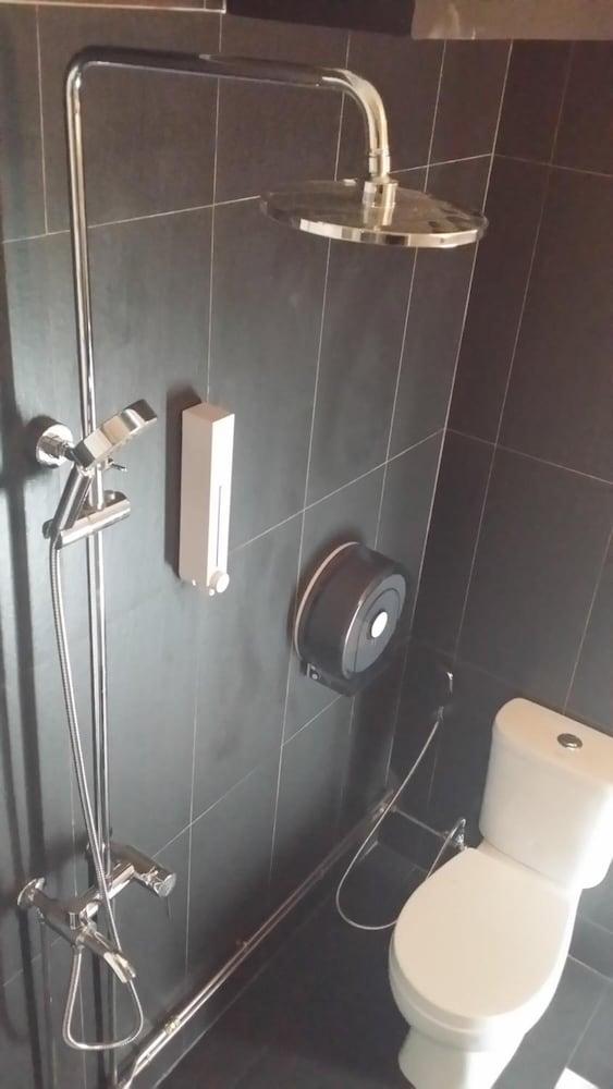 Chic Capsule Otel Сингапур Екстериор снимка