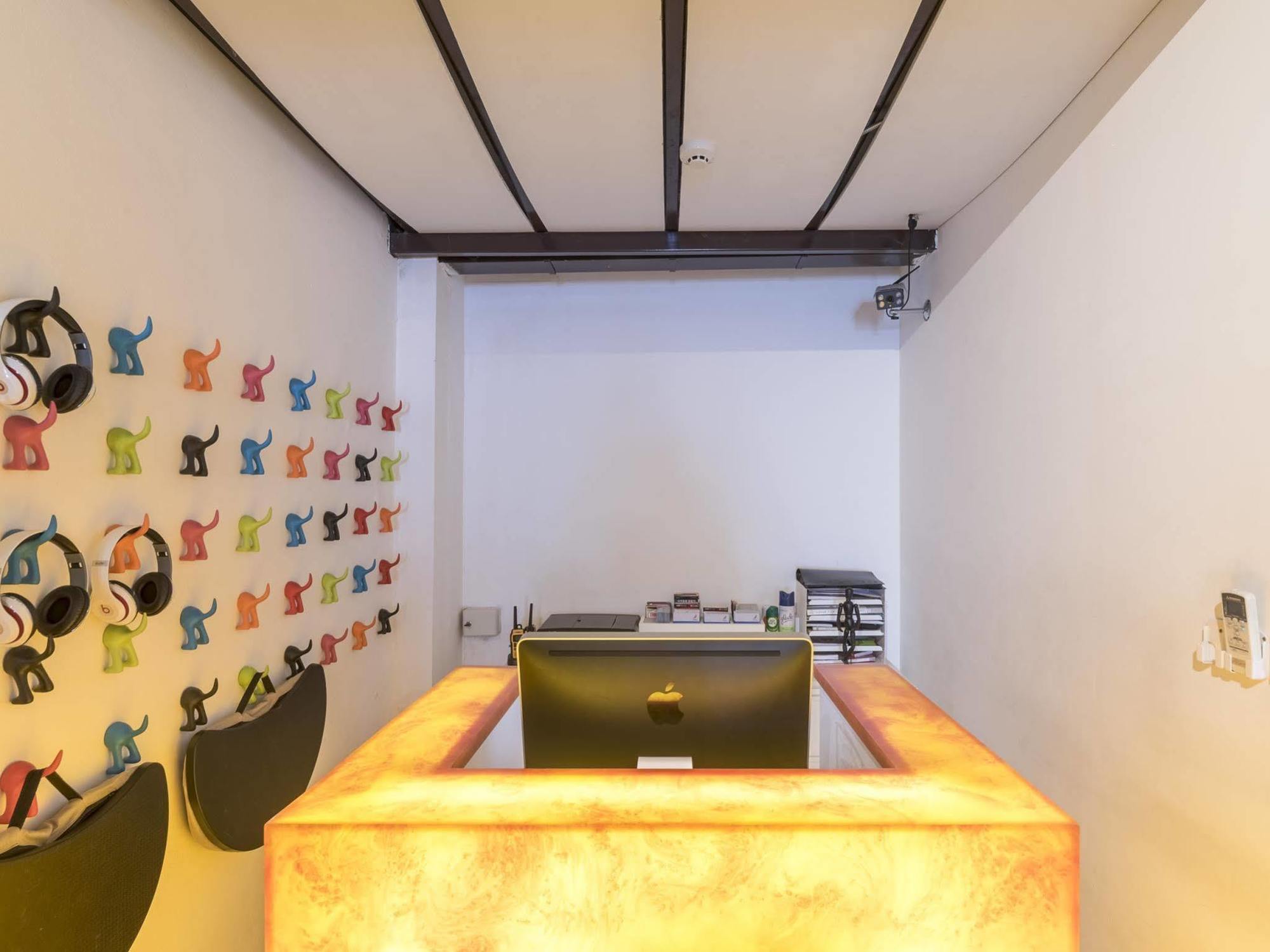 Chic Capsule Otel Сингапур Екстериор снимка